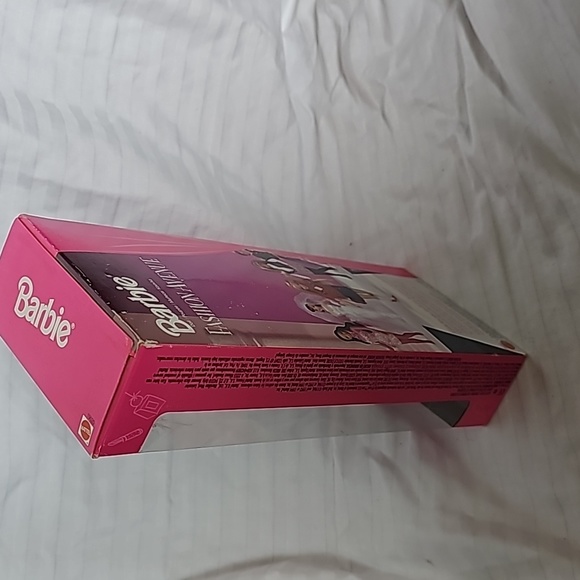 Rare vintage special edition Zellars barbie - Picture 4 of 5